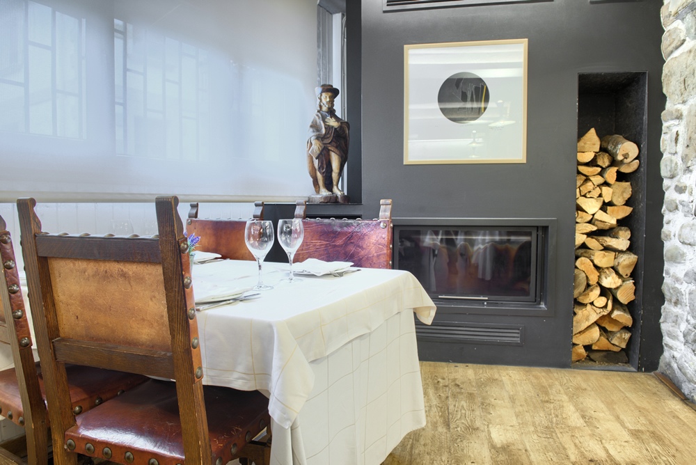 HOTEL RESTAURANTE IZAR-ONDO