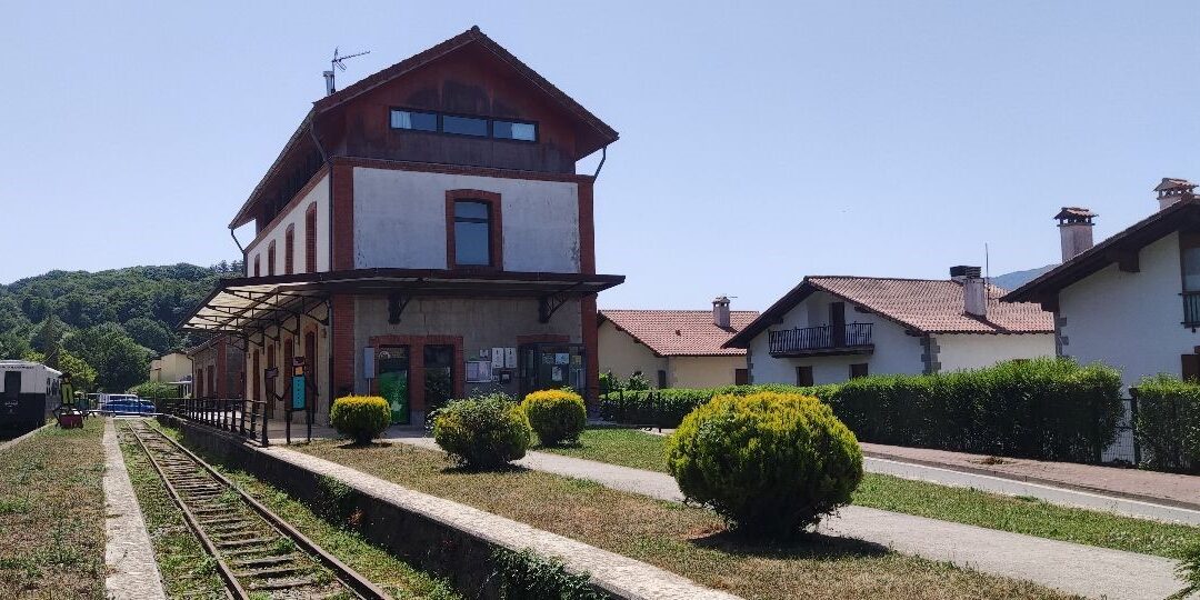 La Oficina de Turismo de Lekunberri y el Consorcio Turístico Plazaola están de nuevo en la Estación de Plazaola