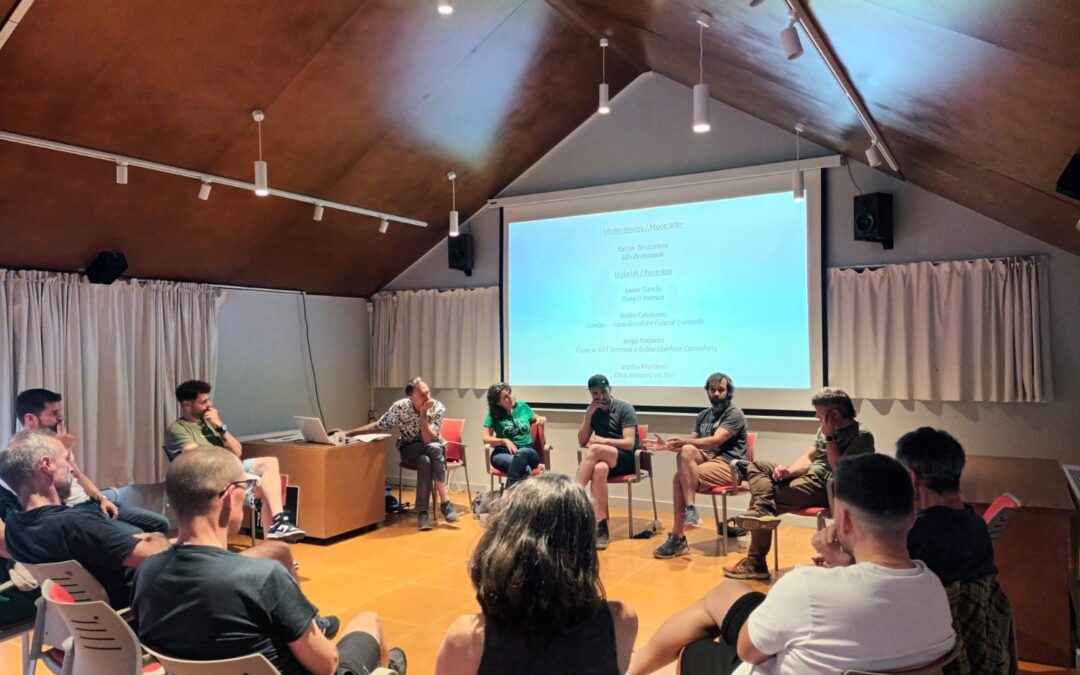 Mesa redonda «Destinos cicloturistas»