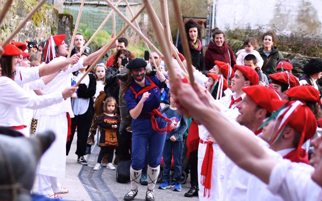 CARNAVALES EN PLAZAOLA – MENDIALDEA